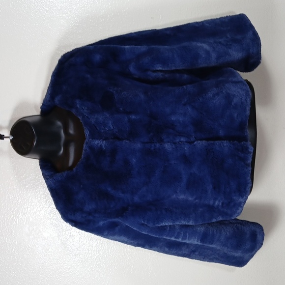 Heurueh Women's Blue Faux Fur Cropped Jacket size XS - Picture 2 of 12